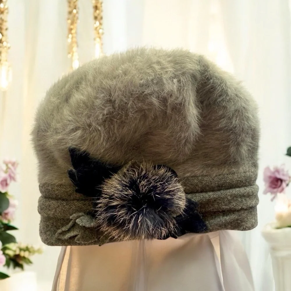 50% Angora 30% Wool 20% Acrylic‎ Gray/Black Women’s Hat